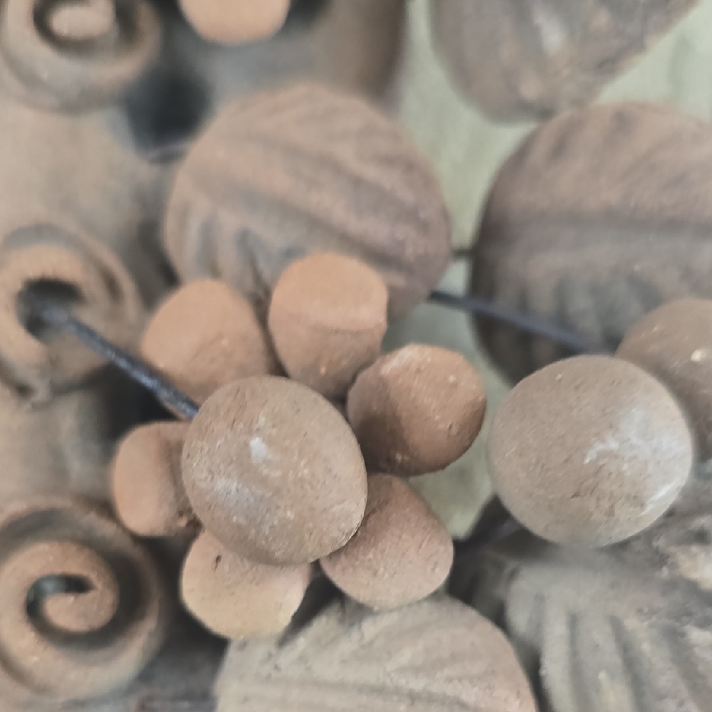 Decorative Rustic Brown Leaf & Berry Photo Frame - Picture 4 of 6